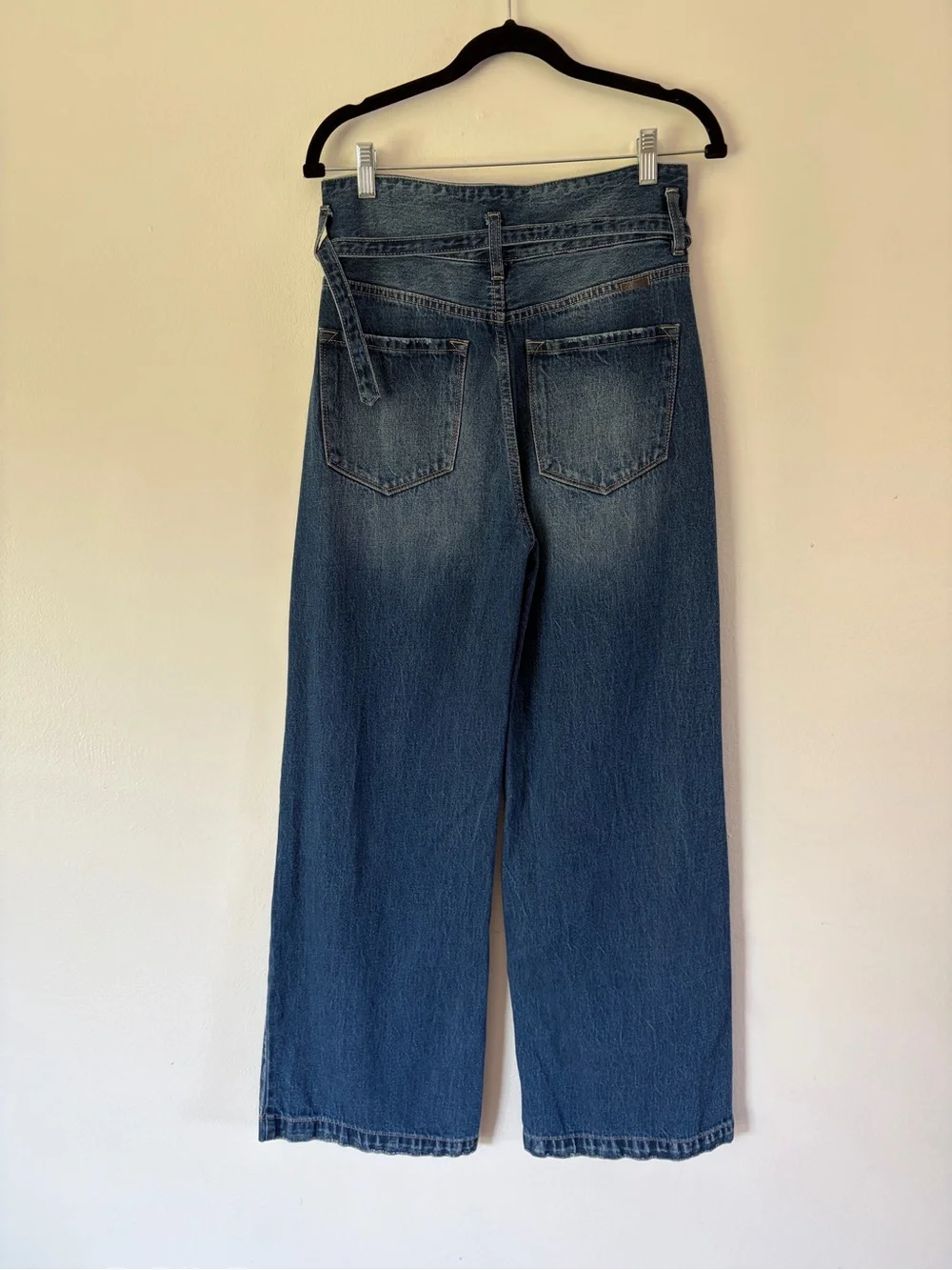 KanCan Medium Wash High Waisted Wide Leg Jeans With Denim Belt Size 26 - Picture 5 of 10